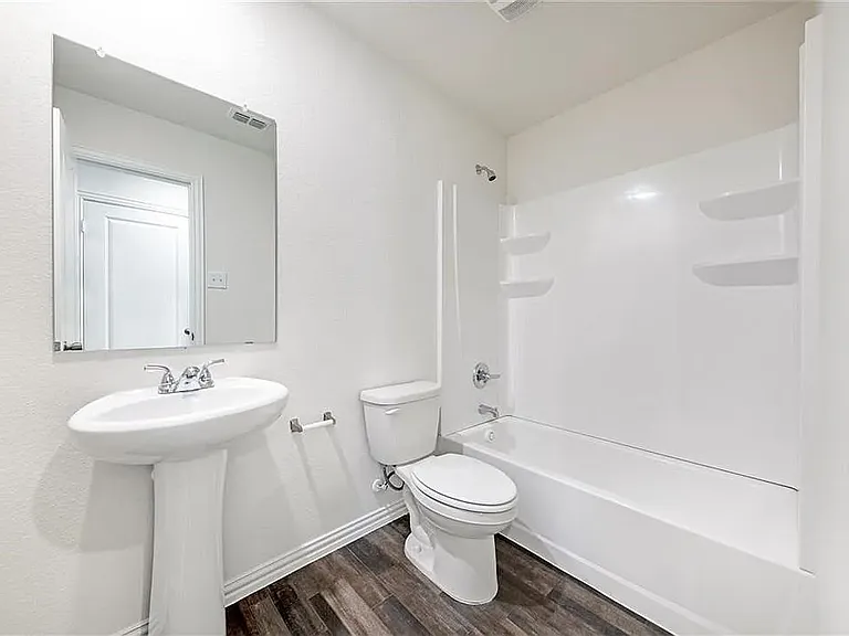 1005 Dawson St — Photo 10
