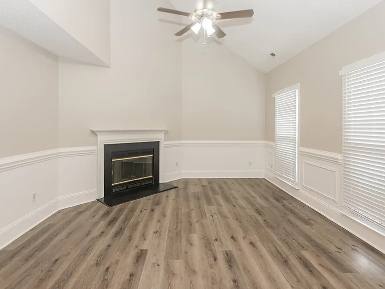 2108 David Earl Dr — Photo 5