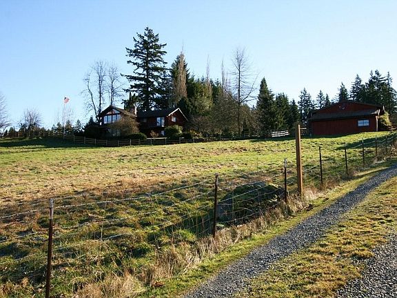 Gated - fenced for livestock