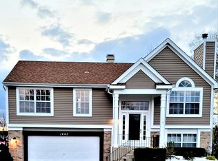 1443 Beaumont Cir, Bartlett, IL 60103