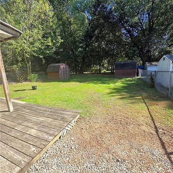 235B Allen St — Photo 2
