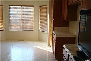 5th image of 3185 Cherry Valley Cir