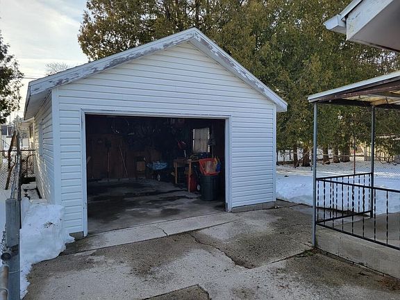 3rd image of 954 South 36th STREET