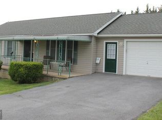 155 Pippin Dr, Martinsburg, WV 25403
