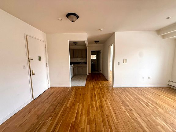 3rd image of 28-14 31st St #5