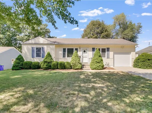 602 NW Central St, Lees Summit, MO 64063