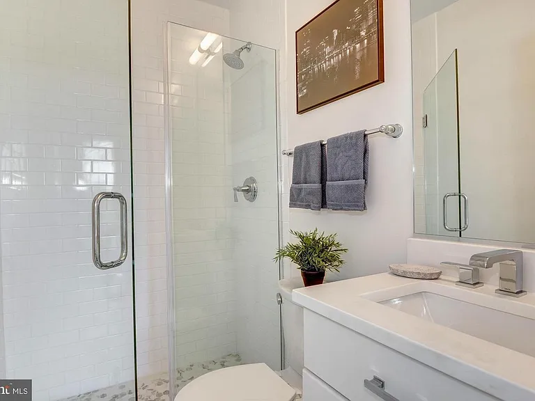 1412 Chapin St NW #202 — Photo 11
