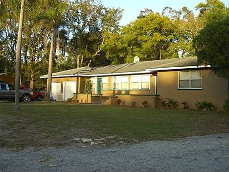 2nd image of 2400 45th St S