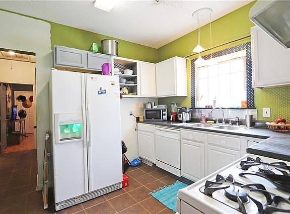 5th image of 3916-18 Orleans Ave