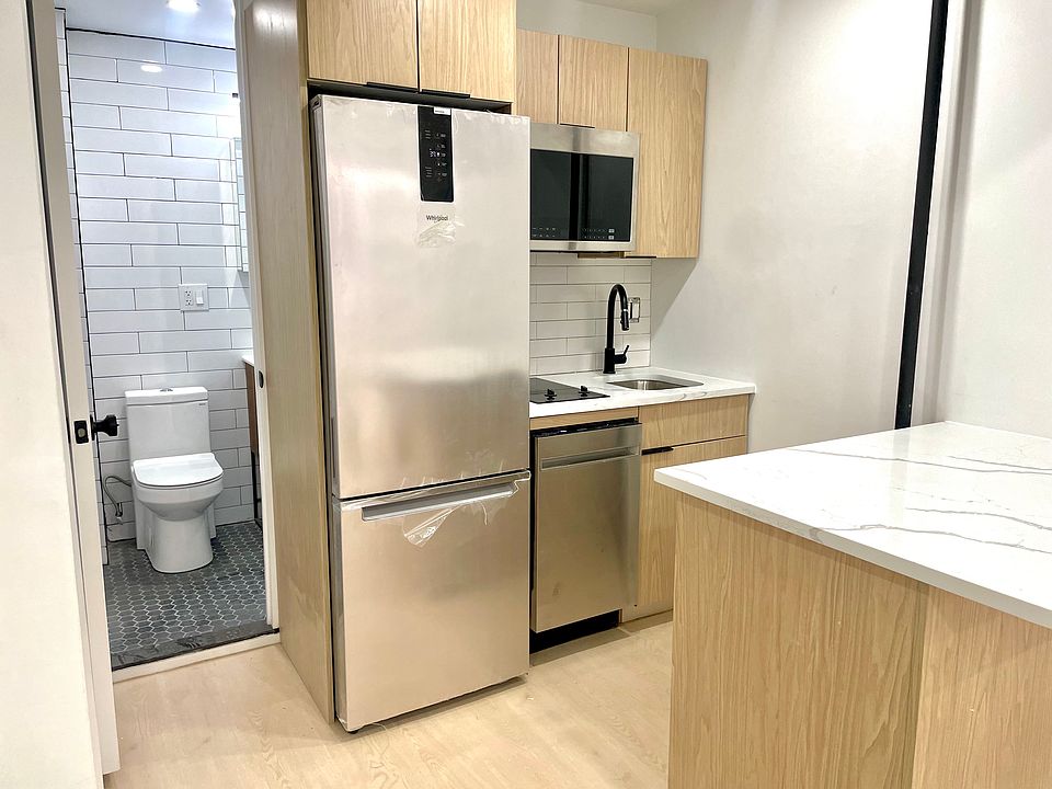 1st image of 413 E 9th St #2L