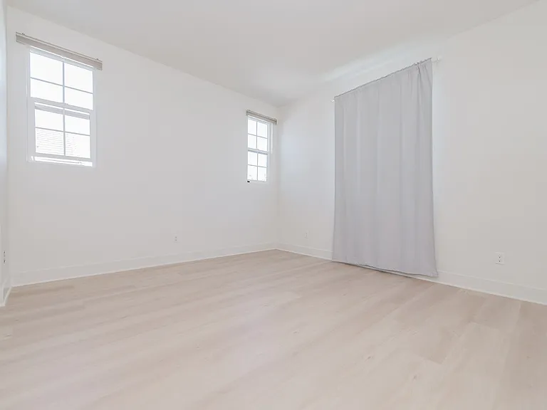 15870 Kingston Rd — Photo 7
