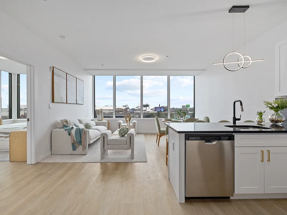 Soundview Apartments