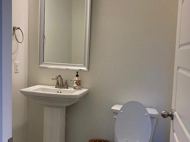 4705 Corriente Vista Ln — Photo 17