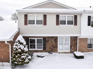 2045 Carlile Dr, Uniontown, OH 44685