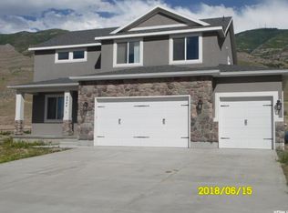 8044 N Cobblerock Rd, Tooele, UT 84074