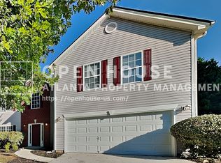 863 Langley View Ct, Loganville, GA 30052
