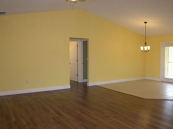 5th image of 10107 Sunburst Ct