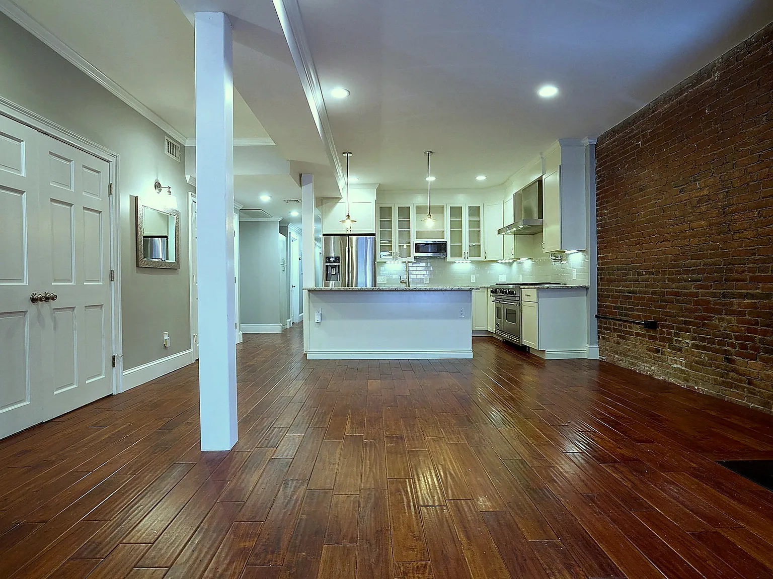3 bed, 1721 sqft, $6,200 — Photo 2
