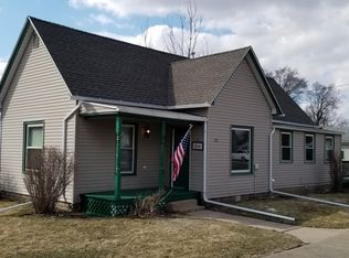201 N Oak St, Glasford, IL 61533