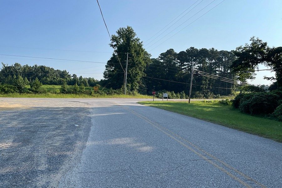 2nd image of 233 Turtle Dove Dr