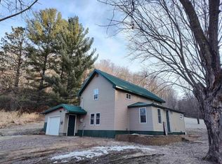 26225 Bills Ln, Blue River, WI 53518