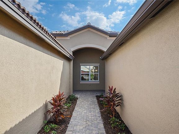 3rd image of 4742 Avila Lakes Dr