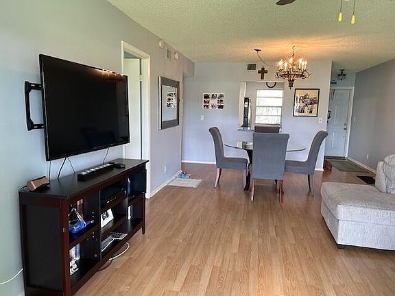 3rd image of 158 Lake Constance Drive