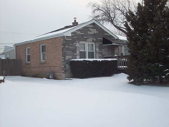 2nd image of 151 Parkview Dr