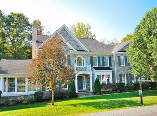 11333 Stonehouse Pl, Sterling, VA 20165