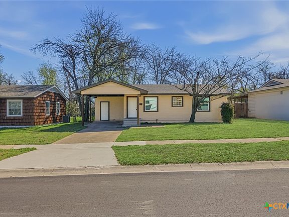 2nd image of 935 Fannin Loop