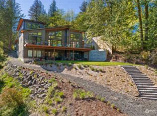 7042 Young Rd NW, Olympia, WA 98502