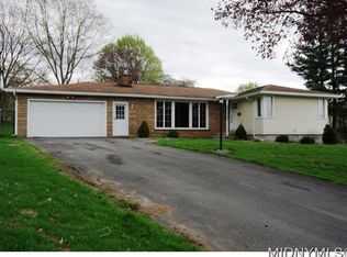36 Benton Cir, Utica, NY 13501