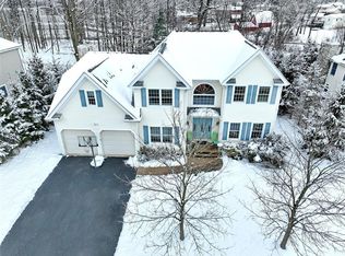 12 Murphy Ct, Blauvelt, NY 10913