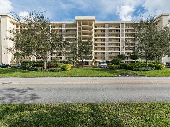 2nd image of 3250 N Palm Aire Dr APT 604