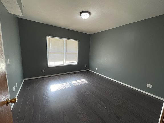 2nd image of 614 W 30th St APT 1