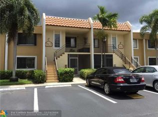 428 Lakeview Dr APT 102, Weston, FL 33326