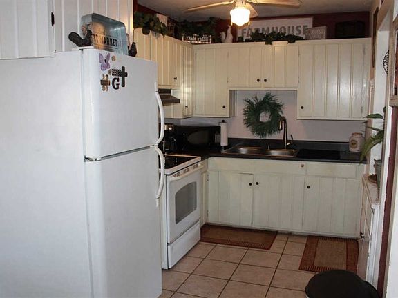 3rd image of 1617 Cypress St
