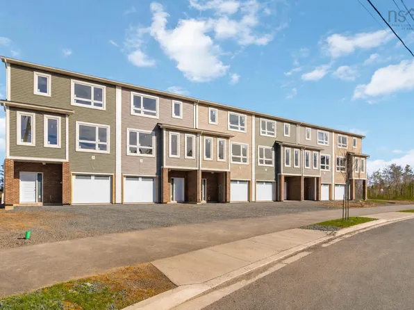 135 Stephs St Space 3A, West Bedford, NS B4B 0L1