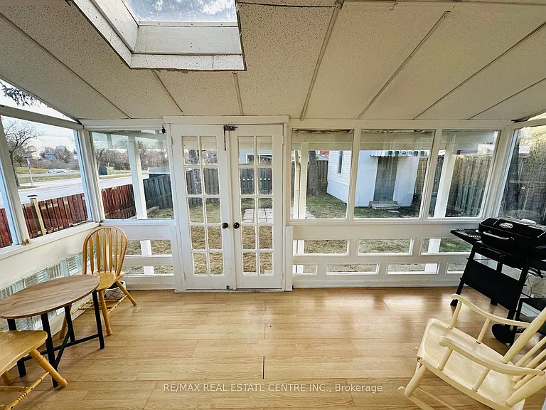 1 Havenbrook Ct — Photo 10