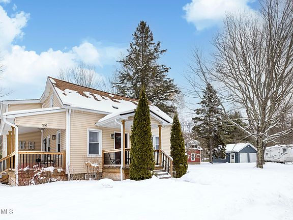 3rd image of 210 Hatchery Road