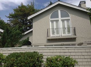 4578 NE 89th St, Seattle, WA 98115