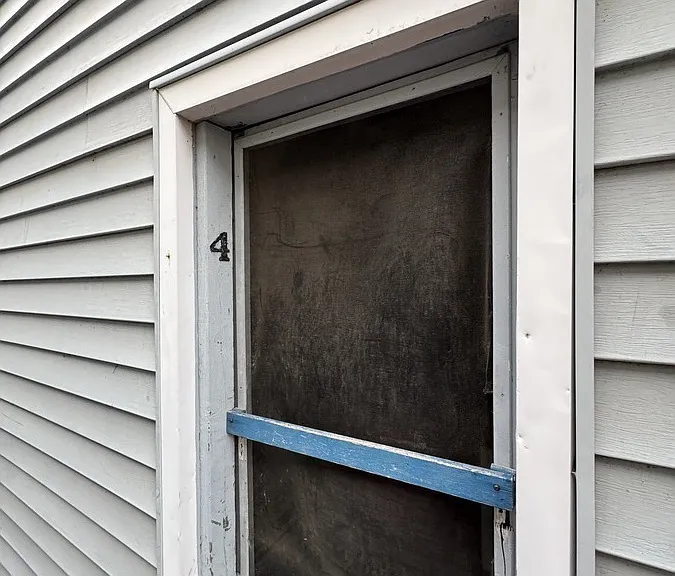 374 Campbell Ave #4 — Photo 16