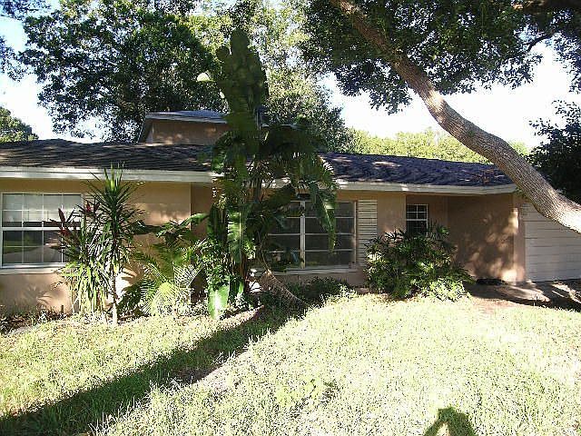 1st image of 110 S Arcturas Ave