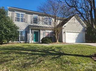 7135 Tabor Falls Dr, Harrisburg, NC 28075