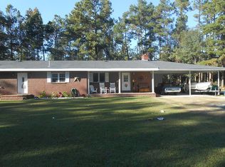 918 W 6th St, Tabor City, NC 28463