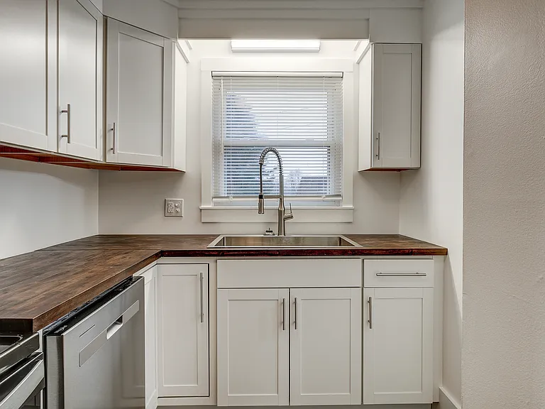 228 Wildwood Dr — Photo 10