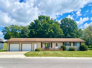 404 4th Ave, Earling, IA 51530