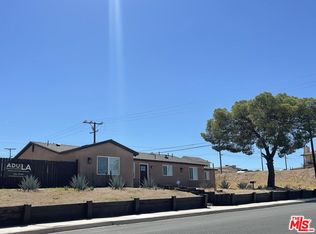 1011 Coyote Ln, Barstow, CA 92311