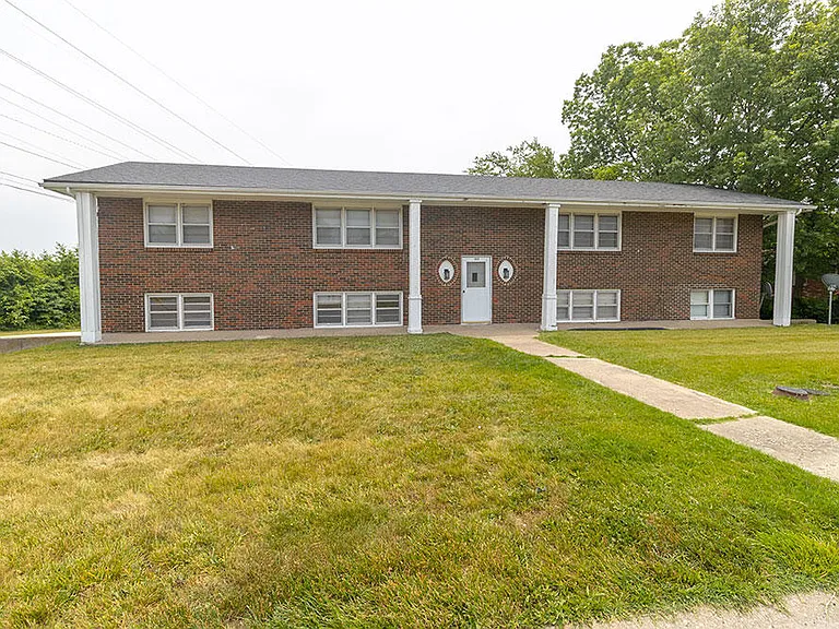 1804 Sylvan Ln #A — Photo 1