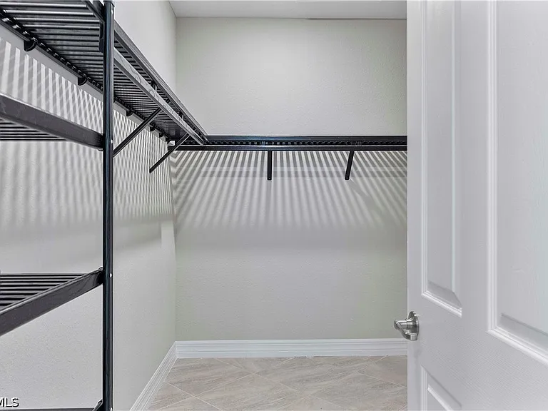 42219 Hammock Ln — Photo 22
